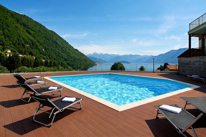 Hütte für 8 Personen, mit Seeblick und Pool sowie Terrasse, kinderfreundlich am Comer See