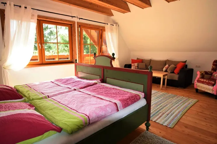 Gästehaus für 5 Personen, mit Terrasse und Ausblick sowie Garten, mit Haustier - 1