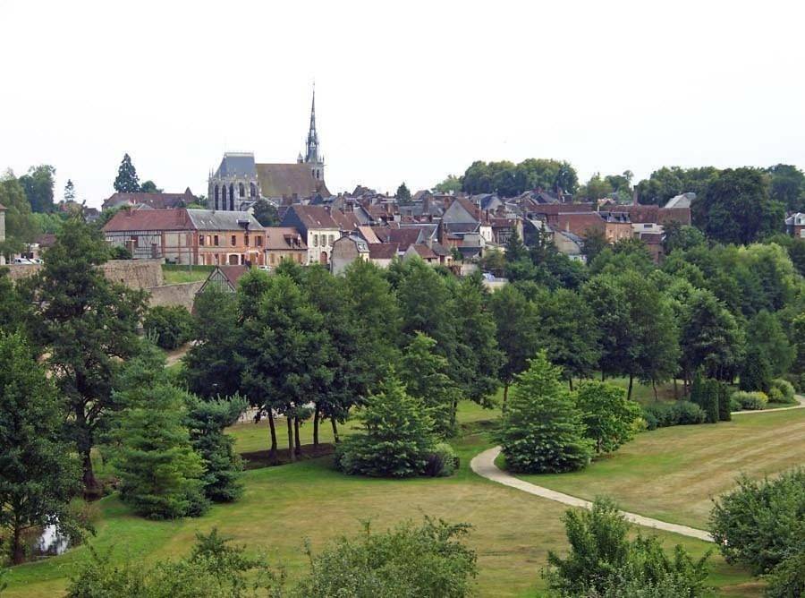 Les riflets in Conches-en-Ouche, Région d'Évreux