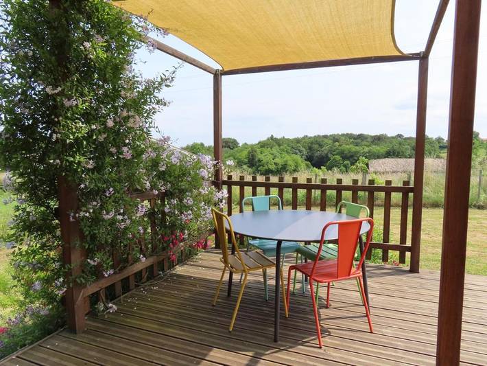 Gîte pour 4 personnes, avec Terrasse ainsi que Jardin et Vue à Saint-Palais (Gironde) - 3