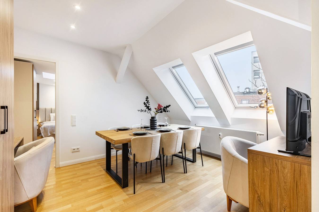 Modernes Luxus-Ferienhaus Ku’damm für 14 Personen mit Wlan in Berlin Innenstadt, Berlin