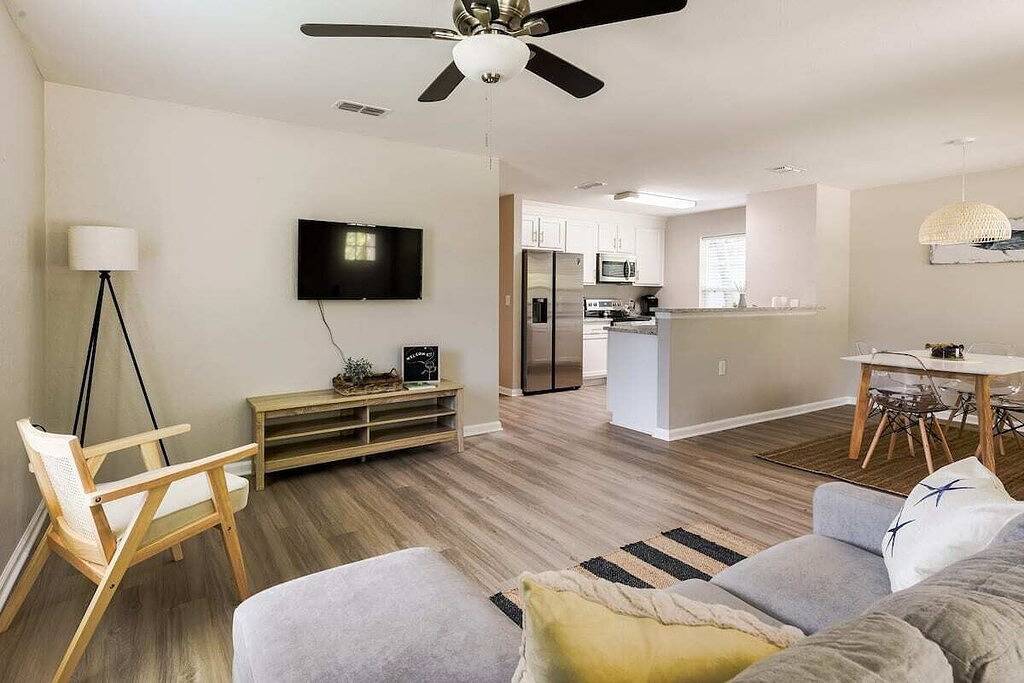 Nearby: Fishing | Beach | Military Base in Jacksonville, Duval County