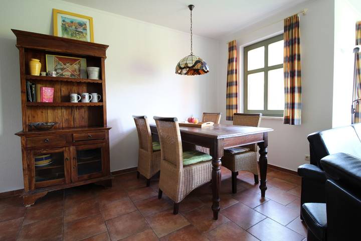 Ferienwohnung für 5 Personen, mit Terrasse