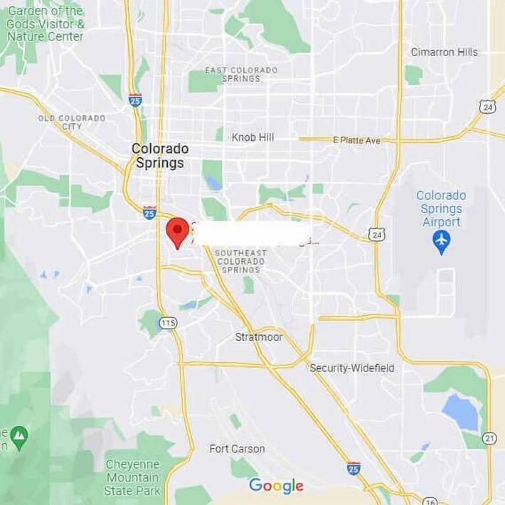 Vacation home for 6 people, with balcony and yard in Colorado Springs