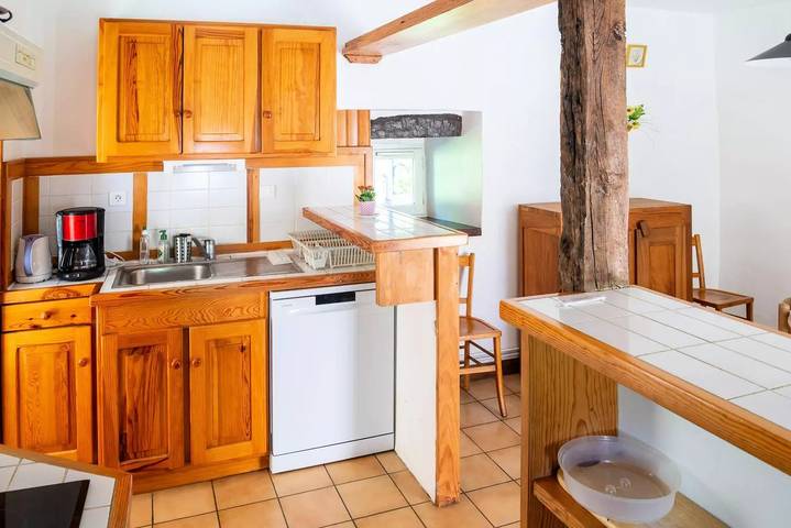 Gîte pour 6 personnes, avec piscine, animaux acceptés dans Massegros Causses Gorges - 3