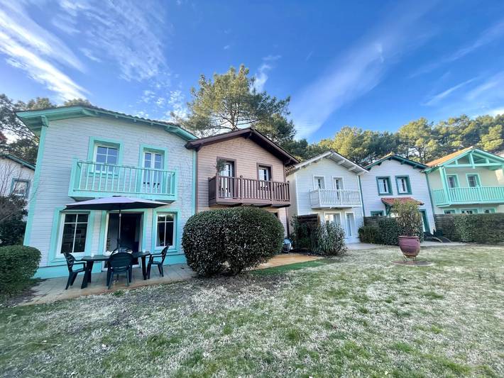 Location de vacances pour 4 personnes, avec terrasse dans Golf de la Méjanne - 2