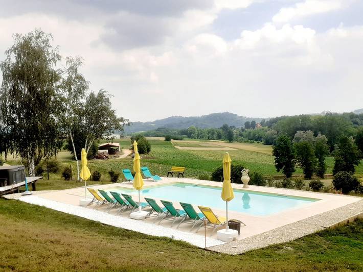 Location de vacances pour 18 personnes, avec jardin ainsi que piscine et terrasse, animaux acceptés à Tigliole - 2