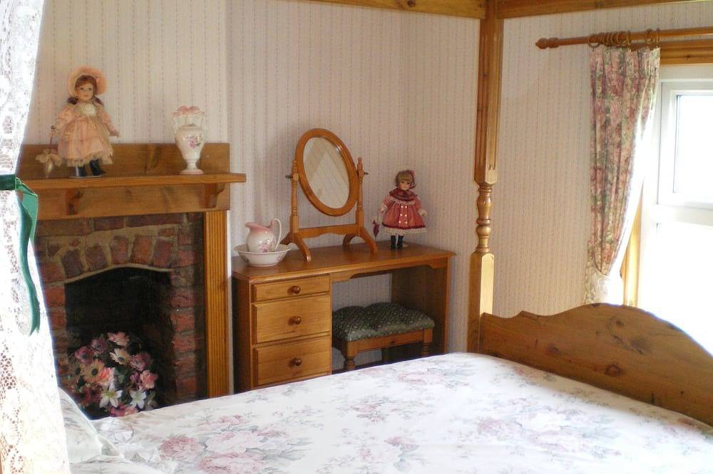 Character Cottage In Amazing Location Of Steam Trains-check Nymr timetable in North York Moors National Park