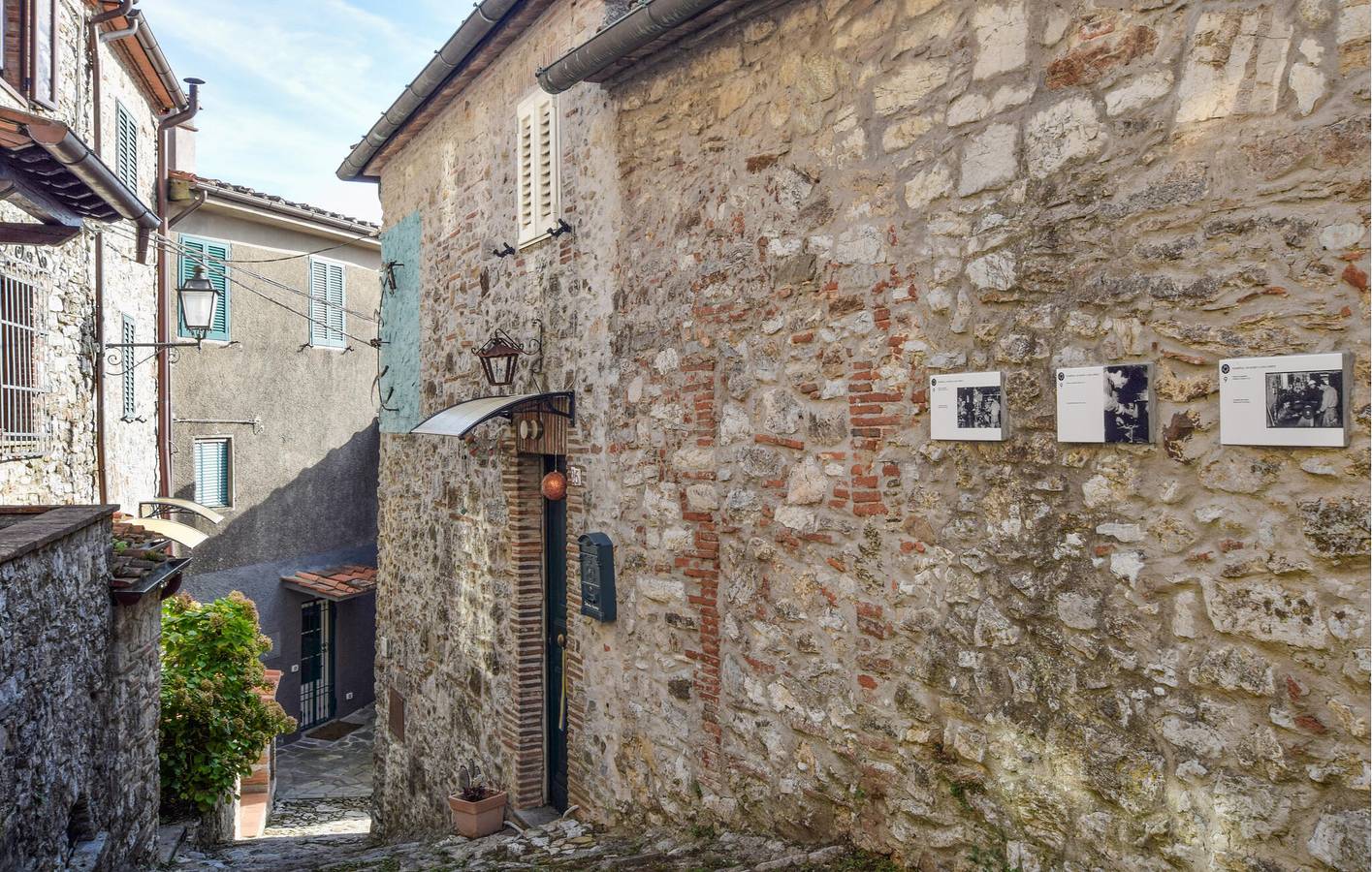 Appartamento intero, Accogliente appartamento con giardino e WiFi, vicino al fiume e al ristorante in Camaiore (Toscana), Riviera Toscana