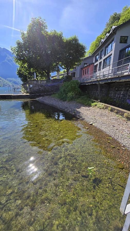 Gîte pour 7 personnes, avec vue sur le lac et balcon ainsi que vue et jardin dans Riva San Vitale - 2