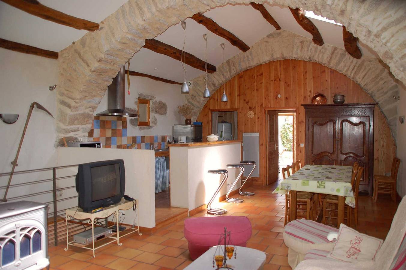 Gîte für 7 Personen mit Terrasse in Castelnau-de-Brassac, Lacaune und Umgebung