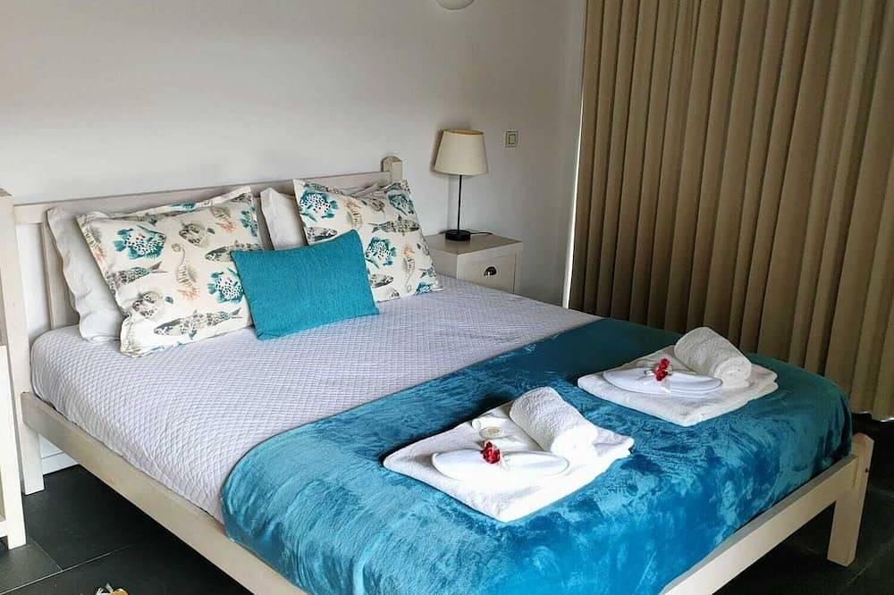 Haus T4 eingefügt mit Pool und Grillplatz am Donnerstag in der Serra da Arrábida in Setúbal, Naturpark Arrábida