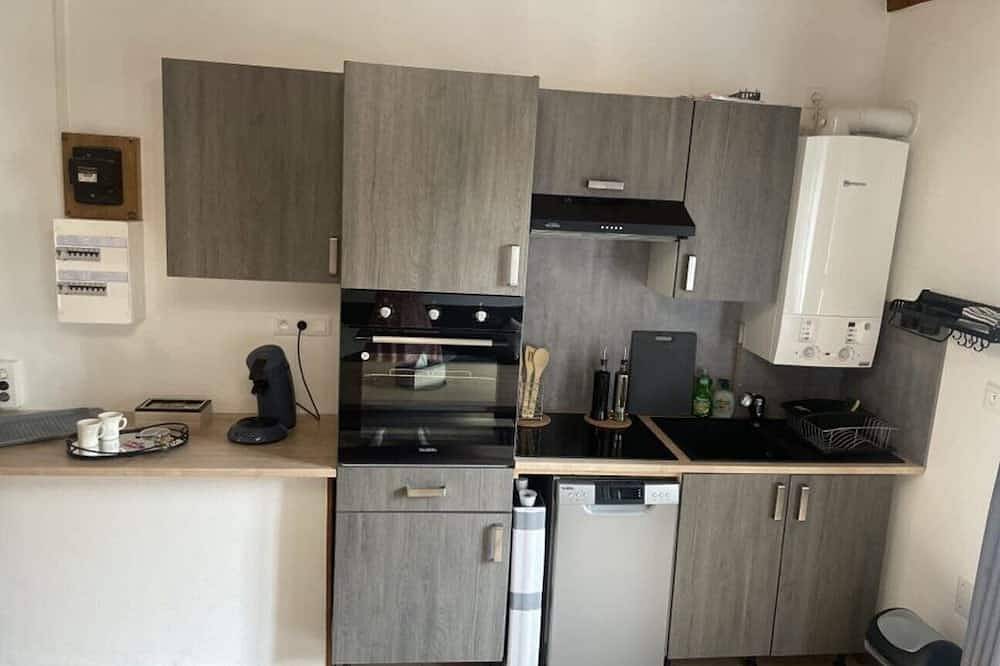 Apartamento entero, Superbe Appartement Neuf Face au Château - 2 ch / 5 Pers - Netflix Canal+ - Wifi in Sedán (Ardenas), Ardenas