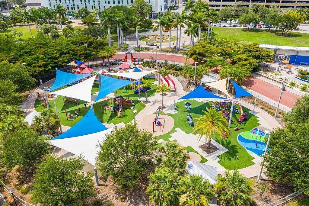 Guests Love This Home & Location\n 1 Mile to Downtown, Trolley to Beach, Pets Ok! in Sarasota, Sarasota County