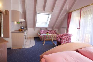Gîte pour 2 personnes, avec jardin à Baiersbronn