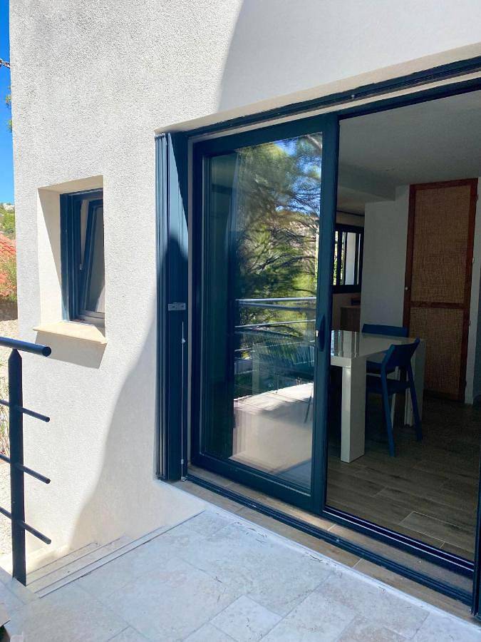 Appartement entier, Évasion en calanque - Terrasse, jardin & criques in Ensuès-la-Redonne, Côte méditerranéenne (France)
