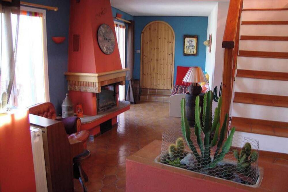 Homerez - House in Olivetta with garden in Olivetta San Michele, Imperia Province