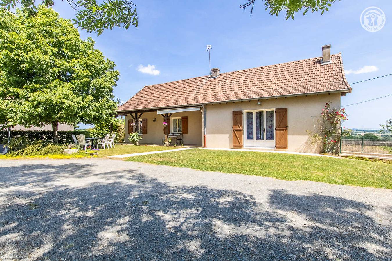 Gîte voor 6 personen met tuin in Chalmoux, Charolles en omgeving