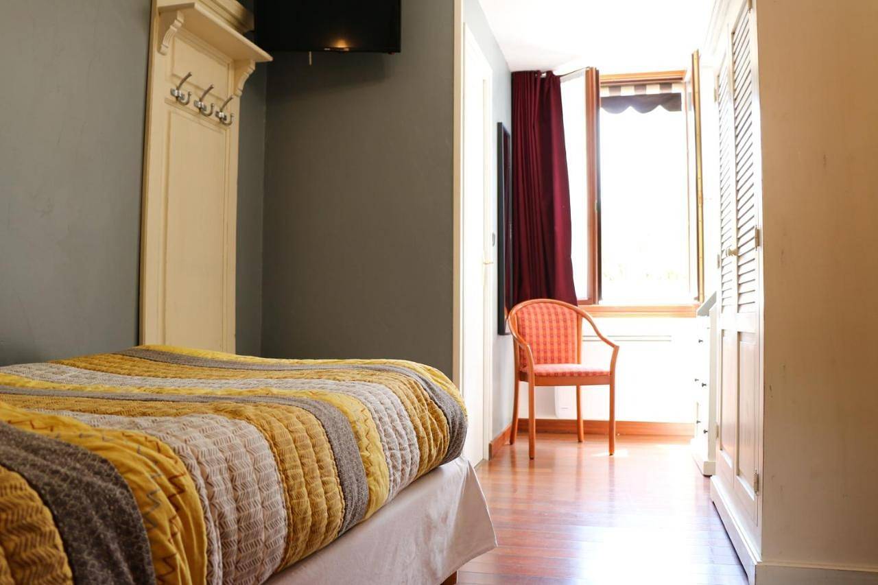 Double Room in Le Meux, Oise