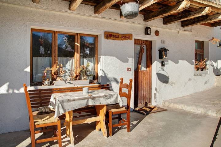 Hel lägenhet, Apartment 'Il Cuore Delle Dolomiti' with Mountain View, Private Terrace and Garden in Vodo di Cadore, Östra Dolomiterna