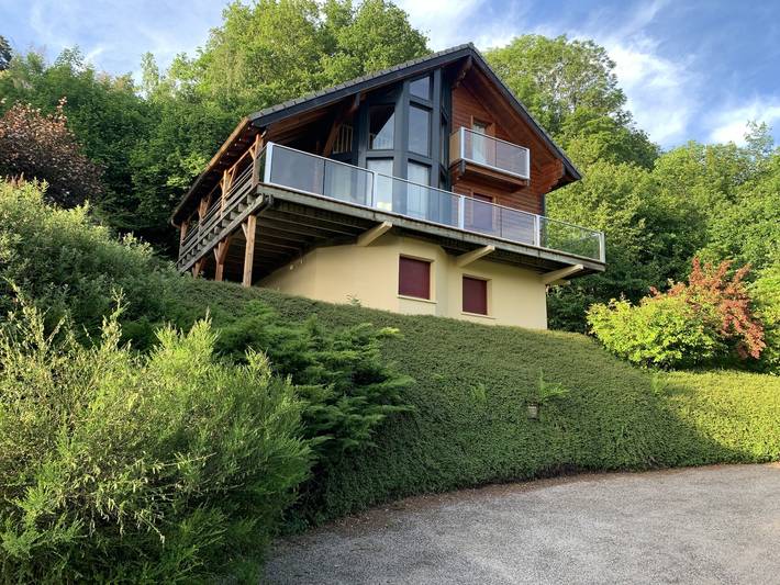 Chalet pour 8 personnes, avec Balcon/Terrasse ainsi que Terrasse et Jardin