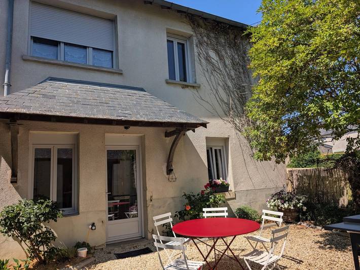 Casa rural tranquila con jardín y wifi en Saint-Doulchard in Saint-Doulchard, Región de Bourges
