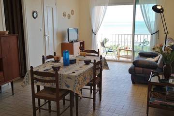 Appartement De Vacances pour 5 Personnes dans Saint-Cyprien-Plage, Saint-Cyprien, Photo 2