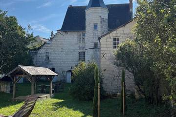 Château pour 14 personnes, avec jardin en Indre-et-Loire
