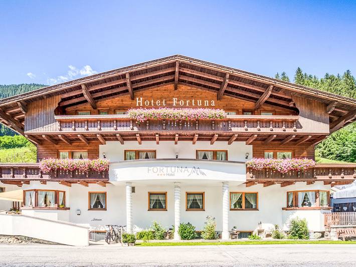 Ferienwohnung für 10 Personen, mit Balkon - 1