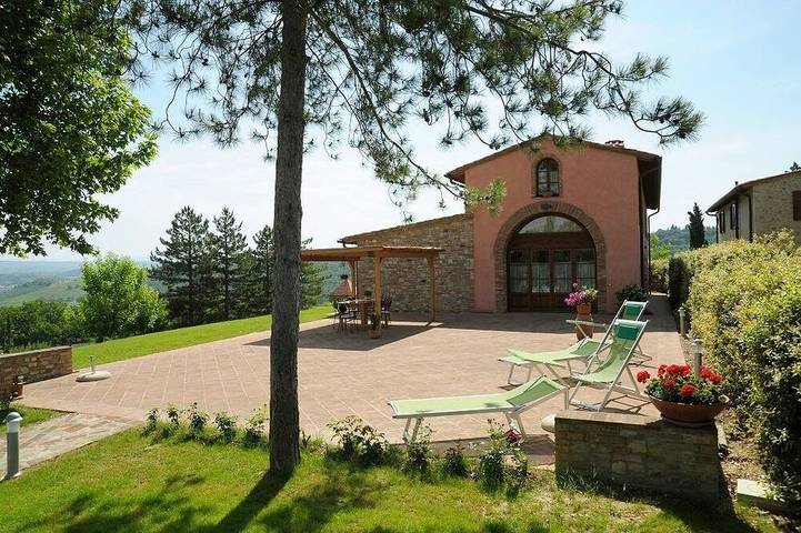 Bauernhof für 6 Personen, mit Terrasse und Garten