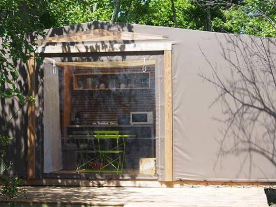 Camping Les Bois Flottés - Tente 4 personnes - Maori Eco Tente in Salin-de-Giraud, Arles
