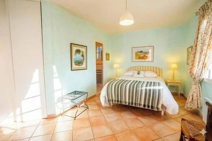 Villa la grive sea view swimming pool land 5500m² absolute calm in Ollioules, Mittelmeerküste (Frankreich)
