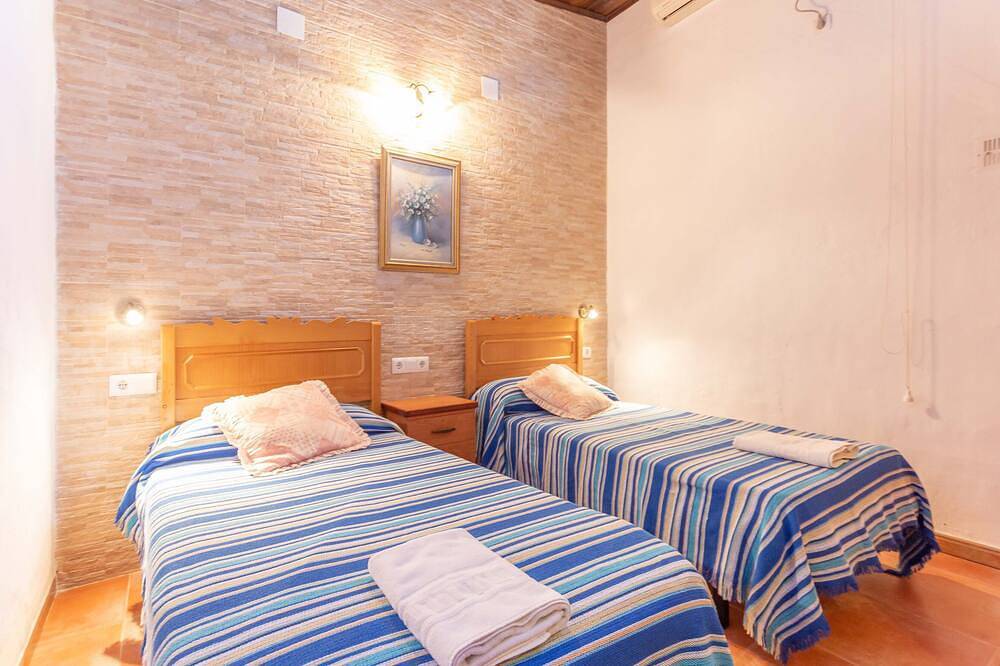 Busca la tranquilidad en una paraje natural en Casa Pepita in Cacín, Provincia de Granada