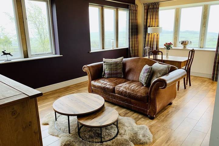 One bed Detached Converted Barn With Panoramic Views of the Wharf & Aire Valley in Yorkshire del Oeste