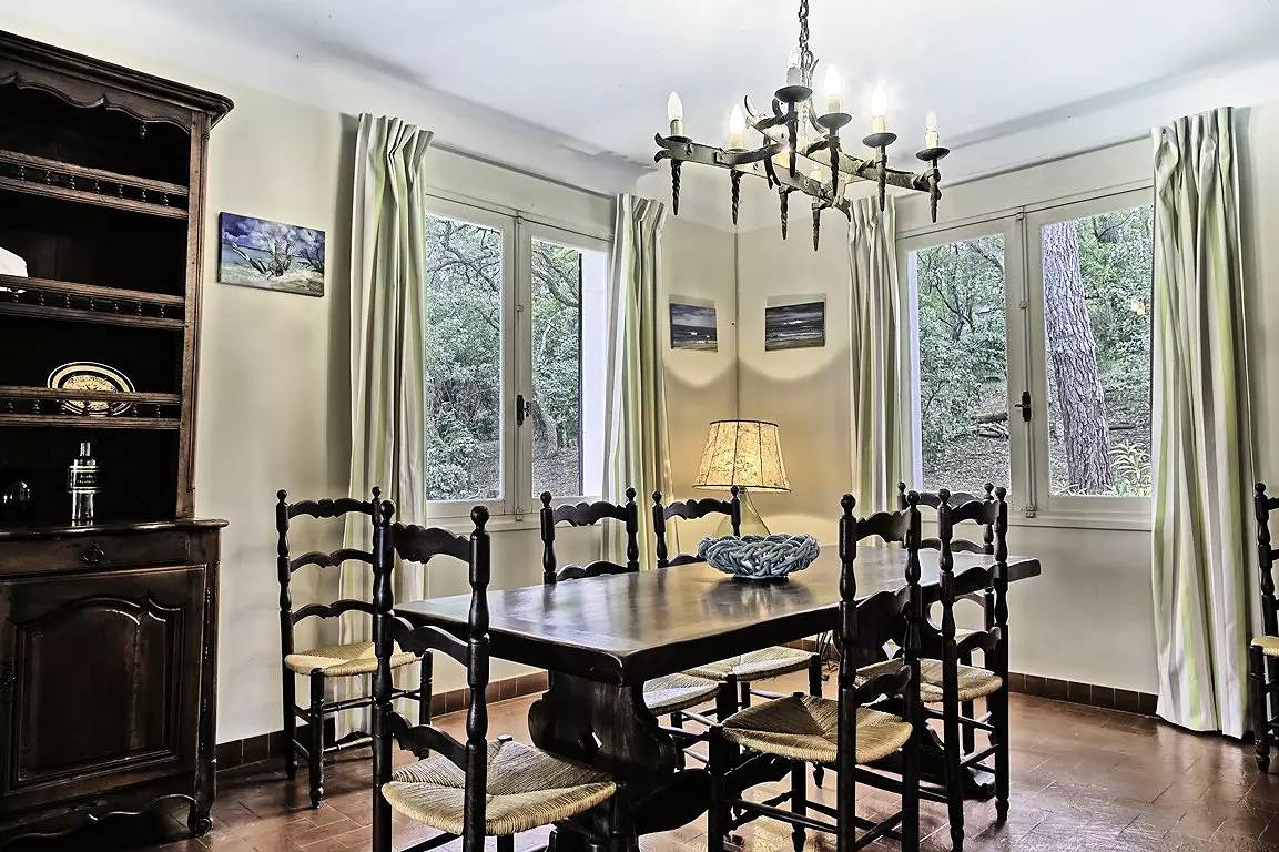 Villa Le Menez for 10 people on large plot with lake views in Seignosse Océan, Hossegor