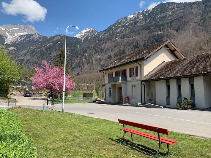 Ganze Ferienwohnung, Diegastgeberei.ch - Revier schlicht und bahnsinnig - Revier schlicht und bahnsinnig in Mitlödi, Glarus Süd