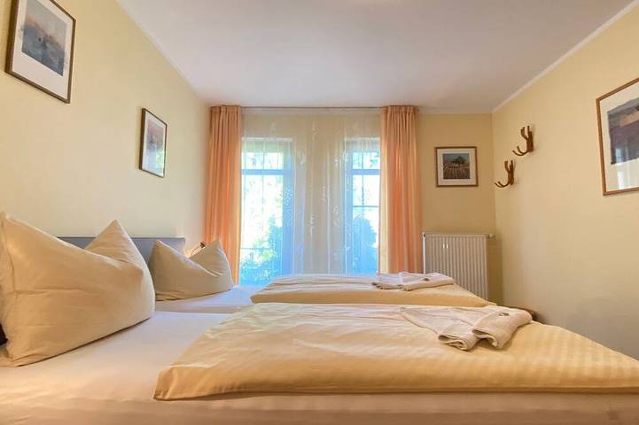 Ferienhaus für 3 Personen, mit Sauna und Terrasse sowie Garten in Heringsdorf - 3