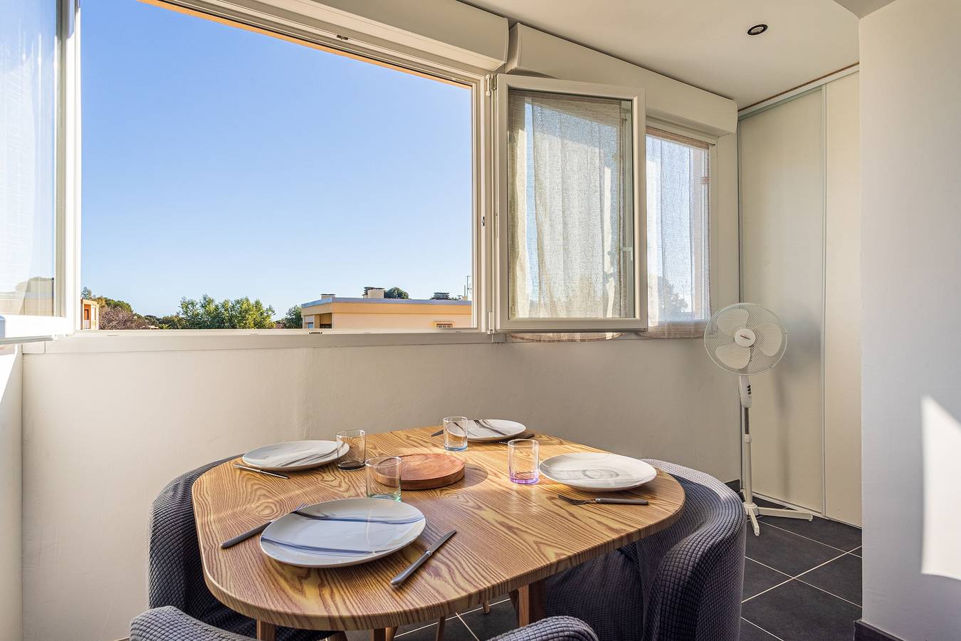 Entire apartment, Studio Mer et Mimosa - 2 km de la plage in Bormes-les-Mimosas, Parc national Port-Cros