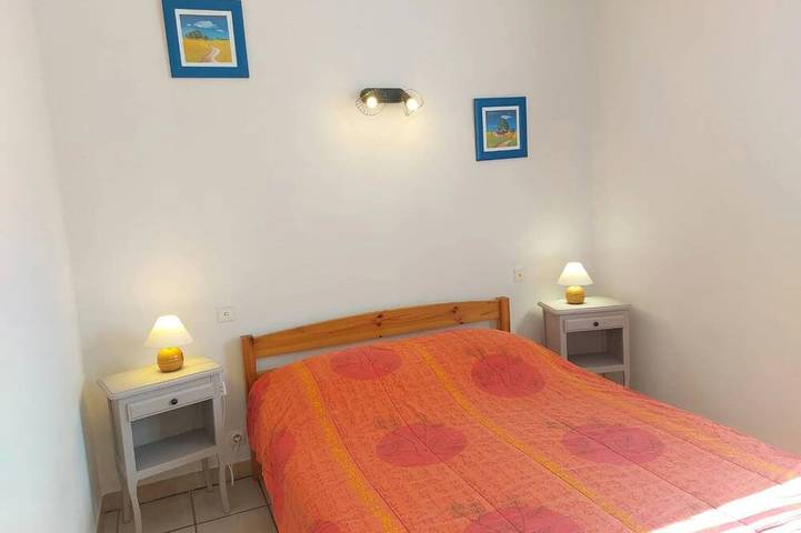 Location de vacances pour 4 personnes, avec jardin et piscine, animaux acceptés à Bessas - 2
