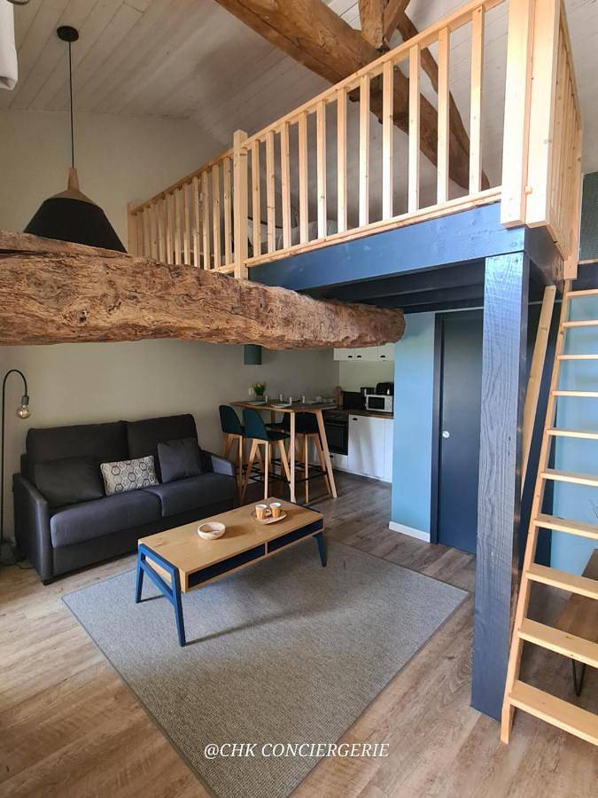 Location de vacances pour 4 personnes, avec terrasse à Saint-Michel-Mont-Mercure - 2