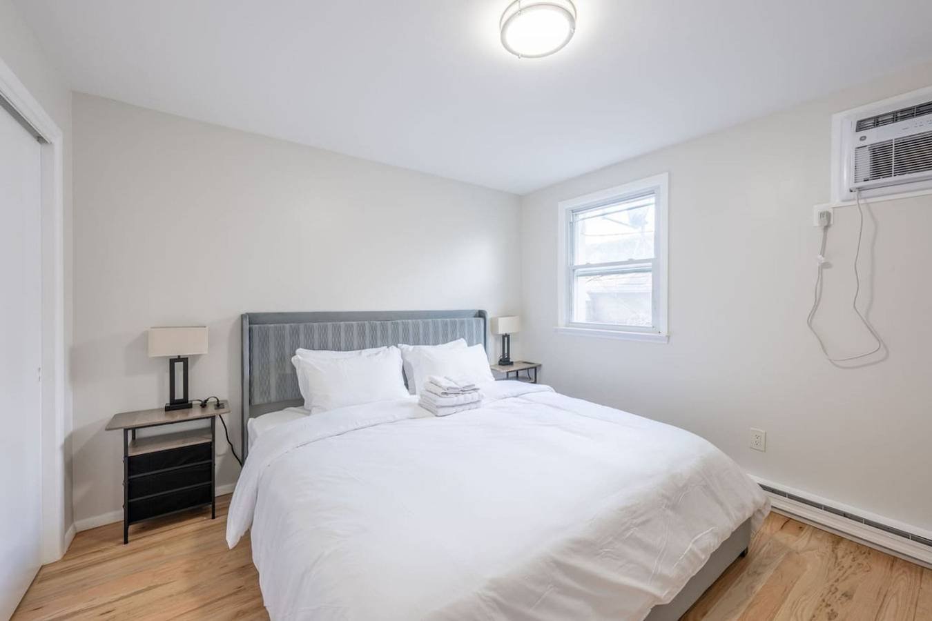 Apartamento entero, Modern 2Br 8 mins to Penn Station | Wifi & Laundry in Newark, Condado de Essex (NJ)