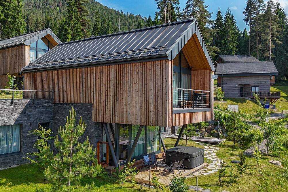 Luxury Chalet with Hot Tube & Sauna in Liptovský Mikuláš, Jasná Nízke Tatry
