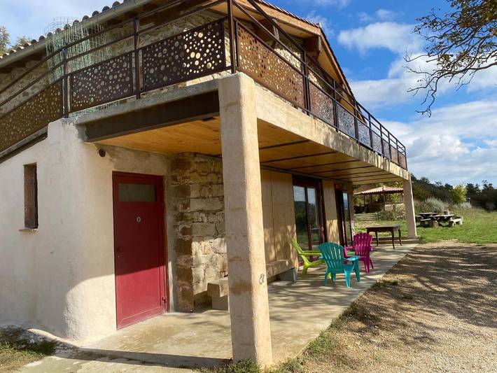 Location de vacances pour 6 personnes, avec jardin ainsi que vue et balcon à Rouvenac - 4