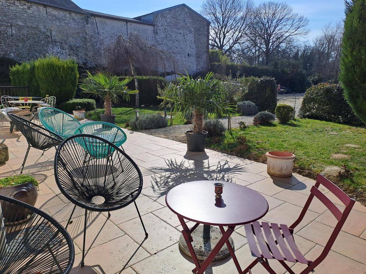 Double Room with Garden View in Montépilloy, Oise