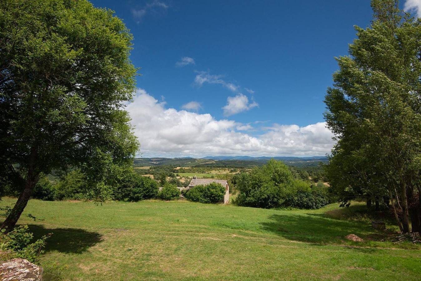 Gîte La Fontaine 2/3 personnes in Saint-Pierre-des-Tripiers, Parc national des Cévennes