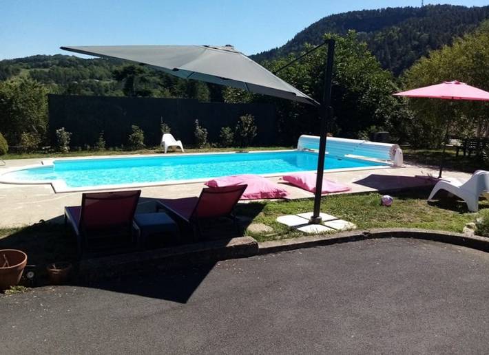 Gîte pour 2 personnes, avec jardin ainsi que piscine et terrasse en Haute-Loire - 4