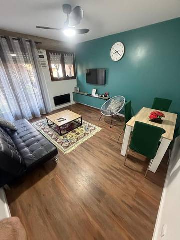 Gîte pour 4 personnes, avec vue et balcon à Notre-Dame-de-Sanilhac