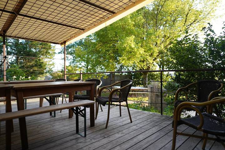 Location de vacances pour 40 personnes, avec vue ainsi que piscine et jardin dans Beaumontois en Périgord - 3