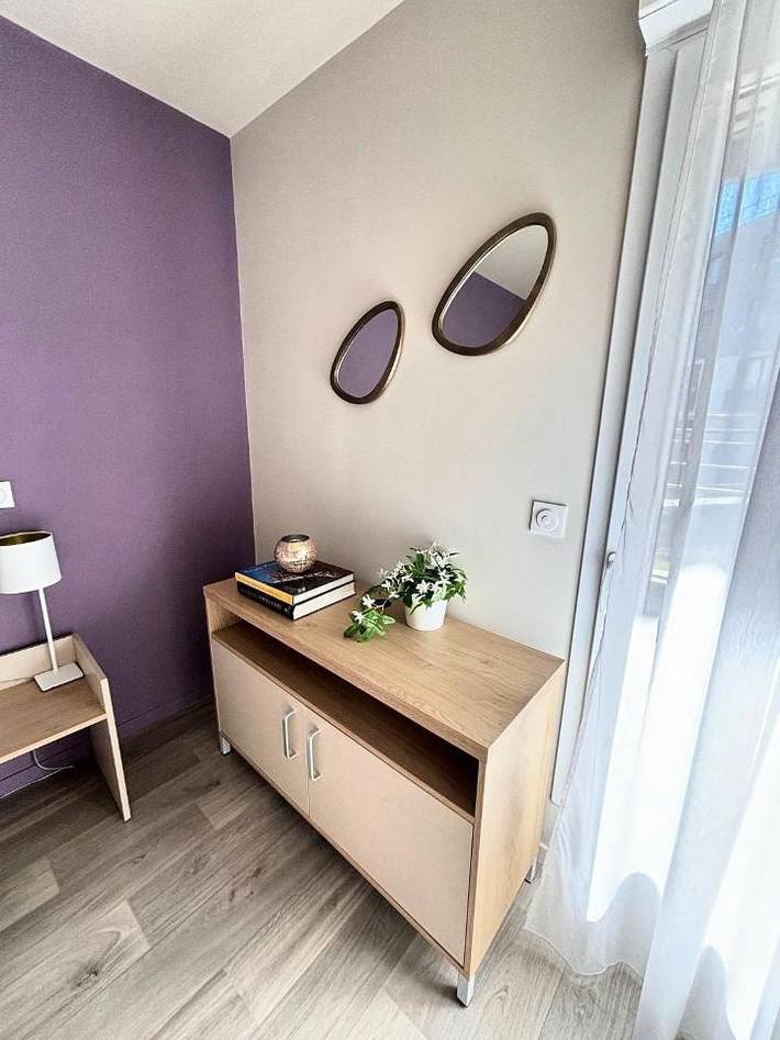 Location de vacances pour 2 personnes, avec balcon ainsi que jardin et vue à Cenon - 4