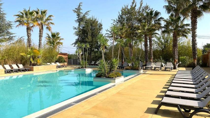 Appart’hôtel pour 4 personnes, avec Terrasse et Jardin ainsi que Bassin pour enfant et Piscine dans les Pyrénées-Orientales - 2